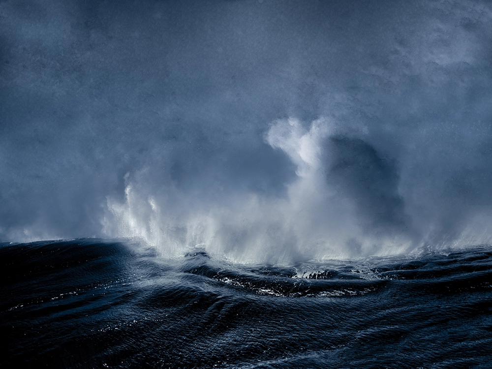 Underwater FineArt photography by Alexej Sachov – Caution, boiling! (2022), presented at boot Düsseldorf 2026 (Maritime Art)